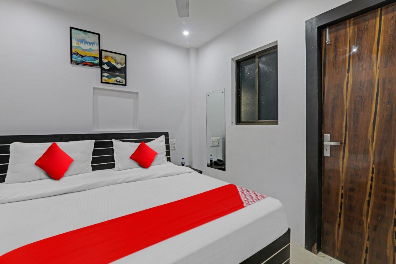 Hotel Oyo Flagship 81064 Chaudhary In Gorakhpur Exterior foto