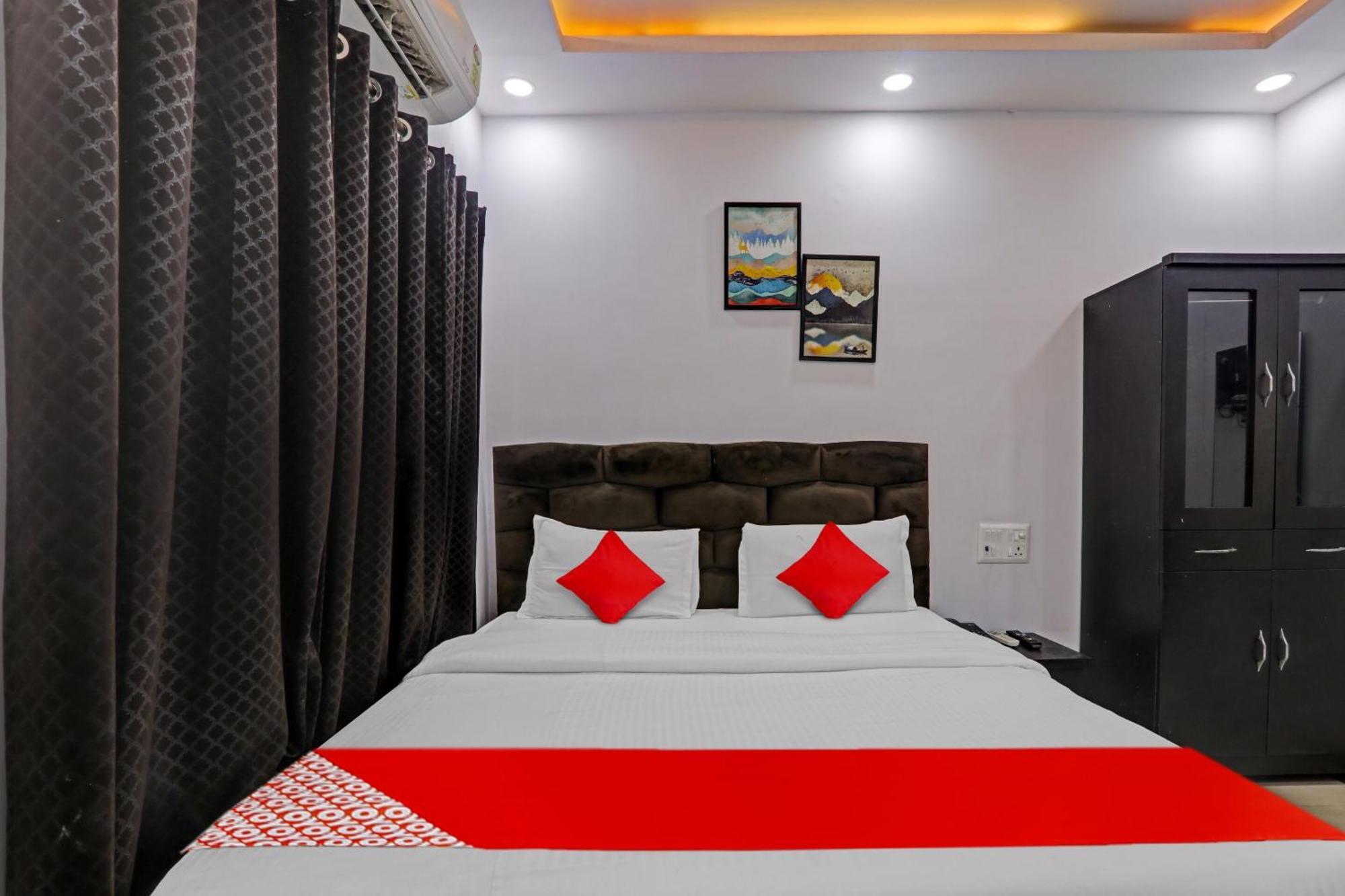 Hotel Oyo Flagship 81064 Chaudhary In Gorakhpur Exterior foto
