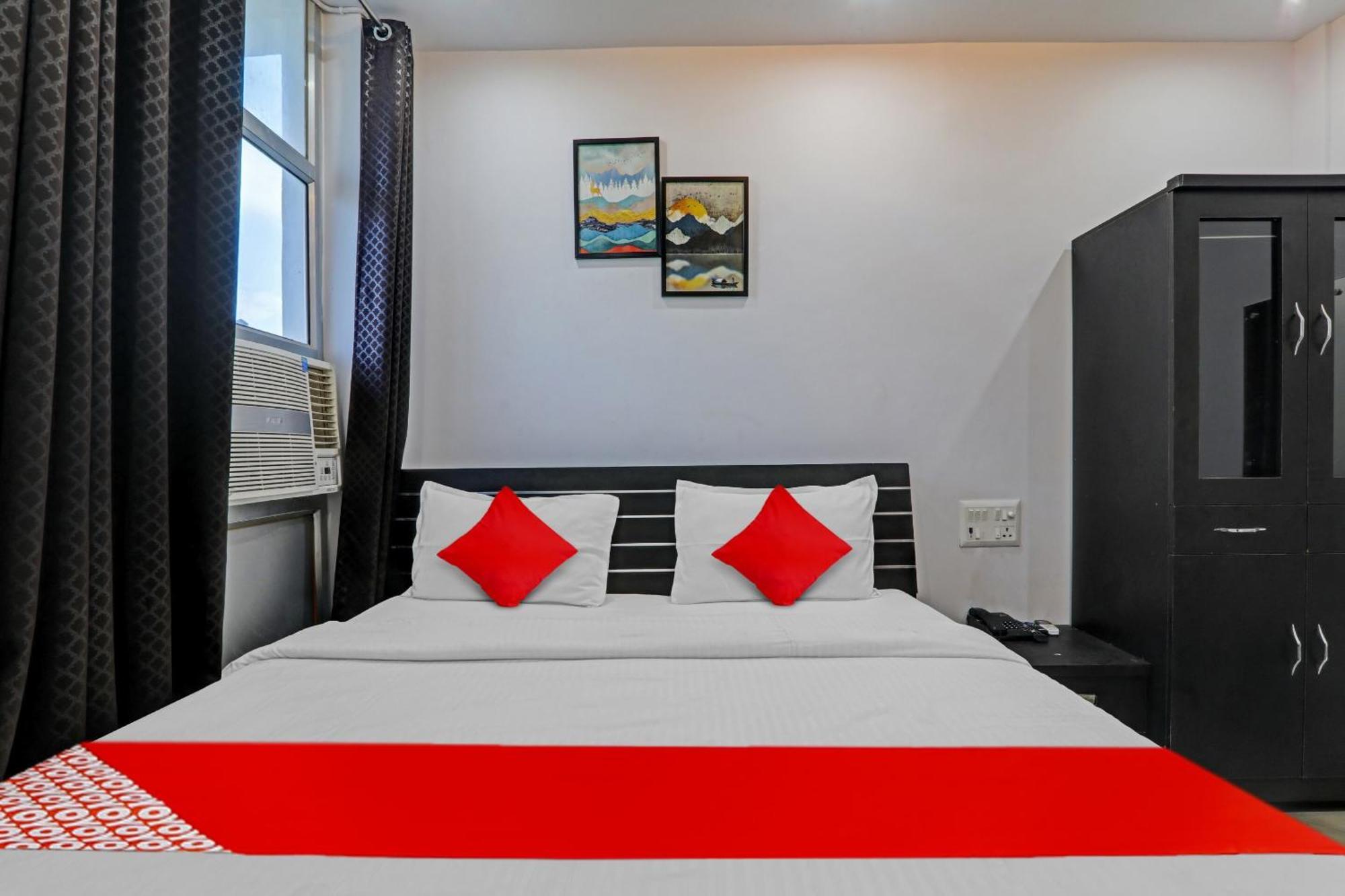 Hotel Oyo Flagship 81064 Chaudhary In Gorakhpur Exterior foto