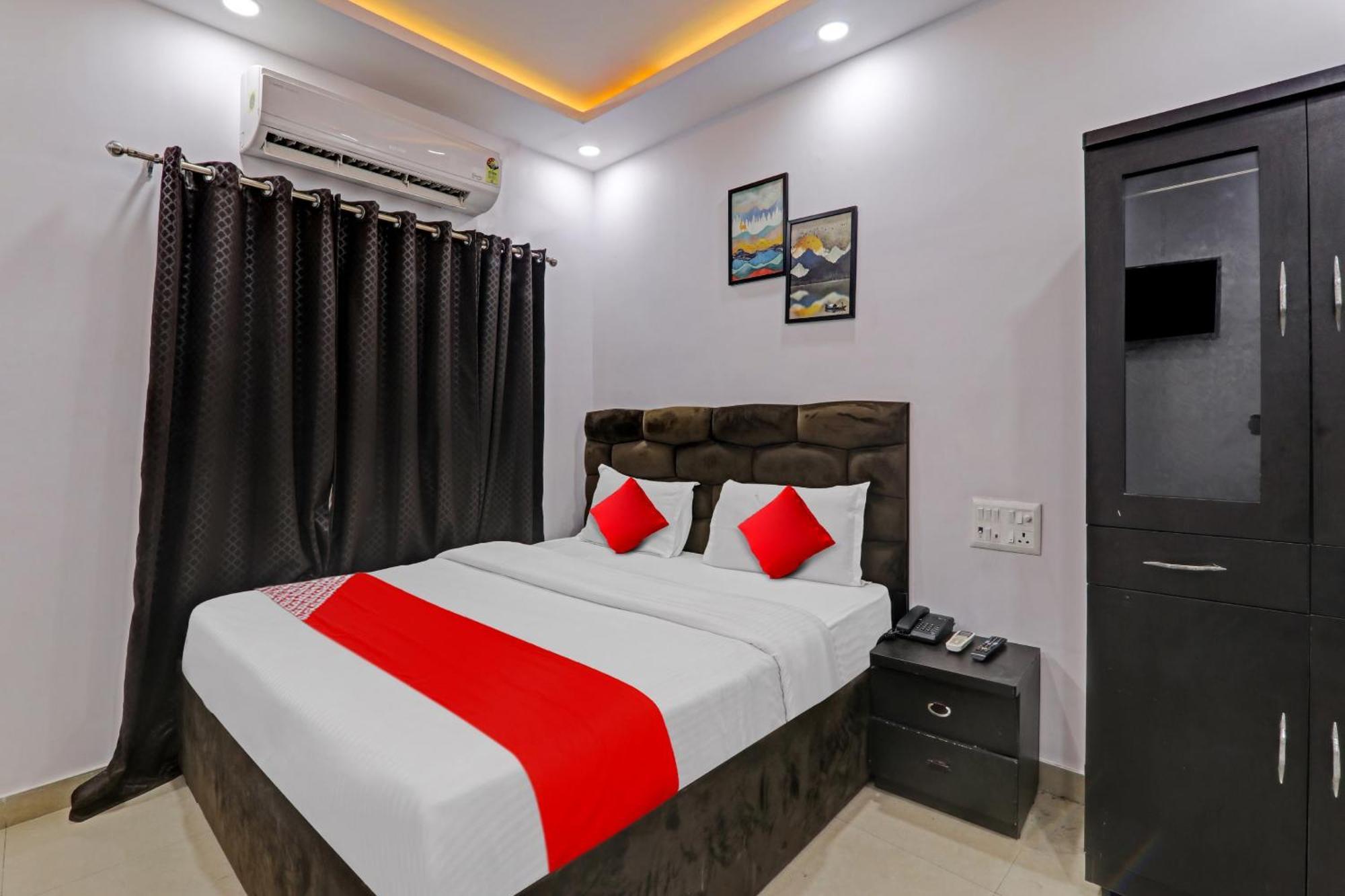 Hotel Oyo Flagship 81064 Chaudhary In Gorakhpur Exterior foto