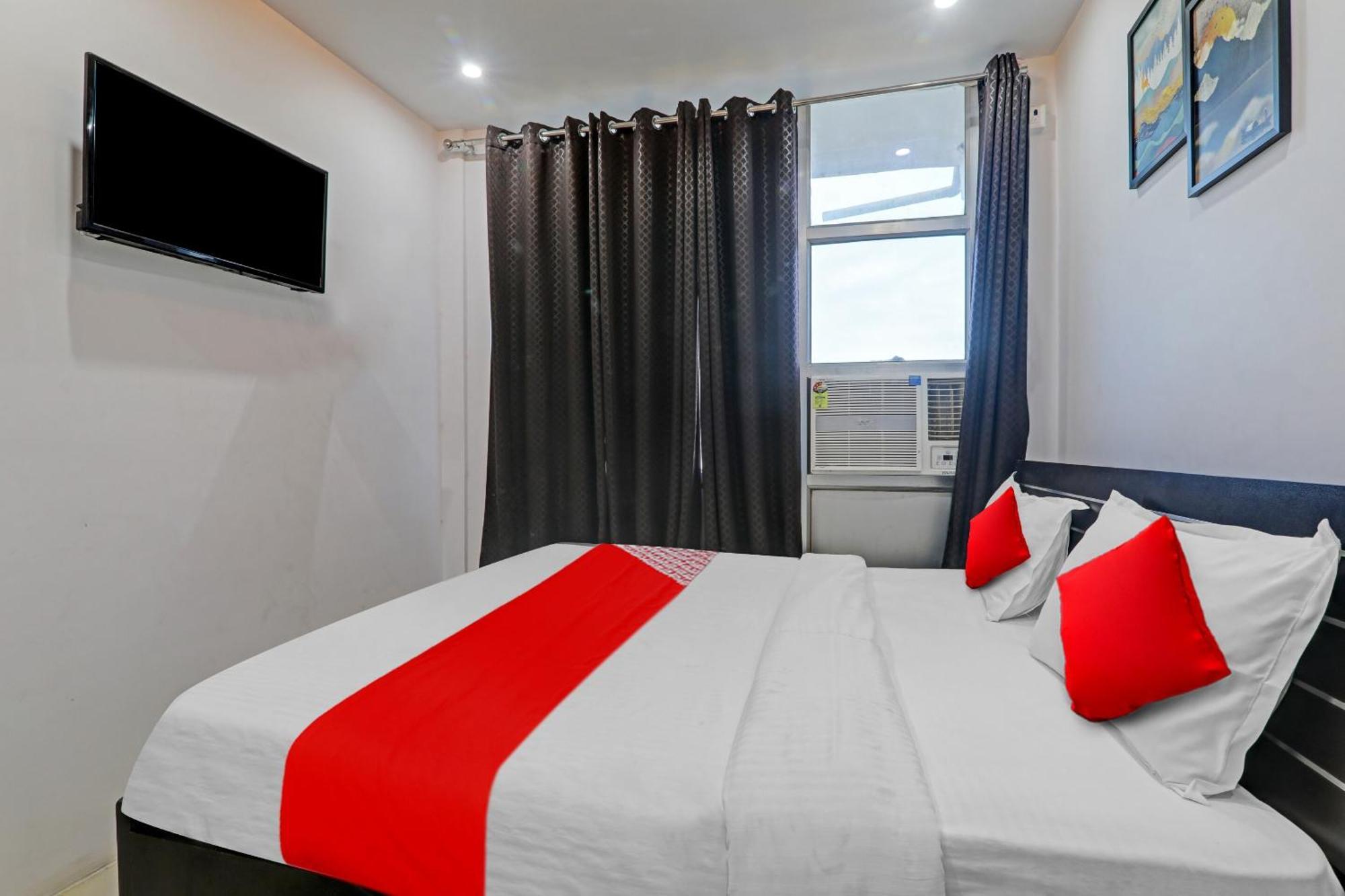 Hotel Oyo Flagship 81064 Chaudhary In Gorakhpur Exterior foto