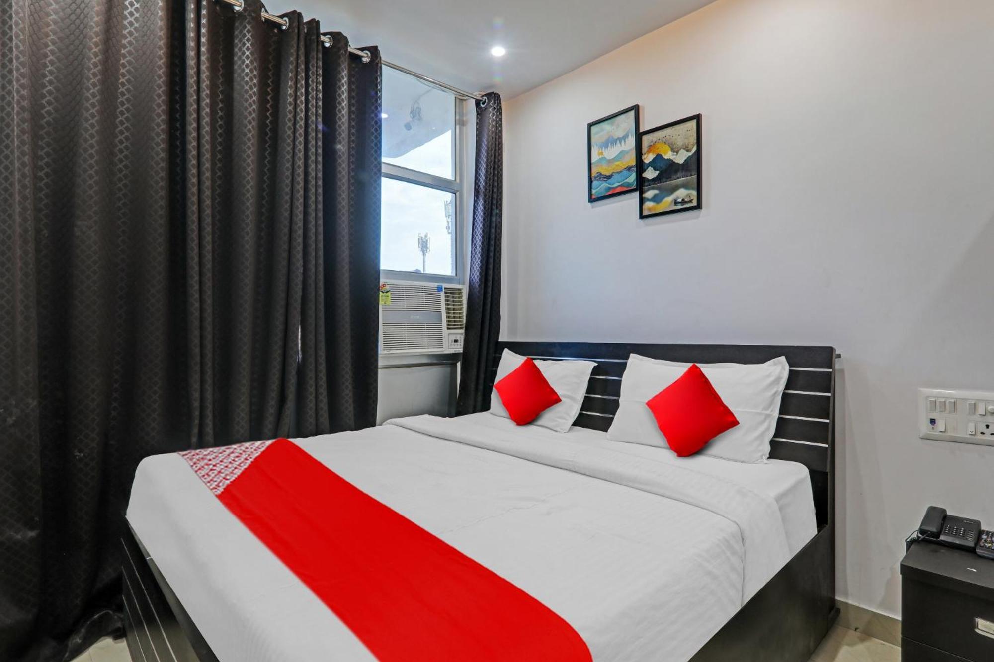 Hotel Oyo Flagship 81064 Chaudhary In Gorakhpur Exterior foto
